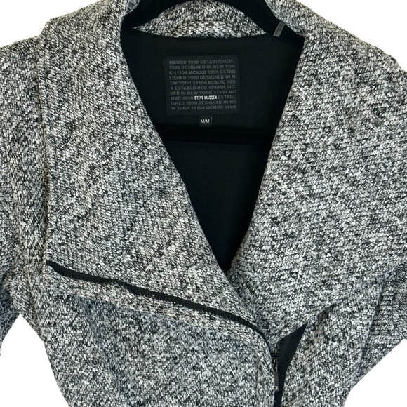 Steve Madden Black & White Salt & Pepper Heathered Belted Coat SZ Medium - Picture 12 of 12